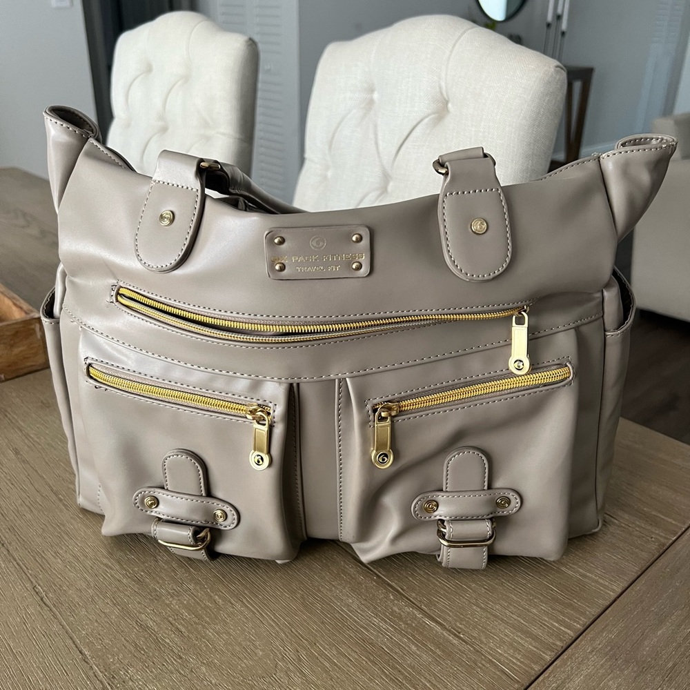 Six pack fitness travel fit bag
